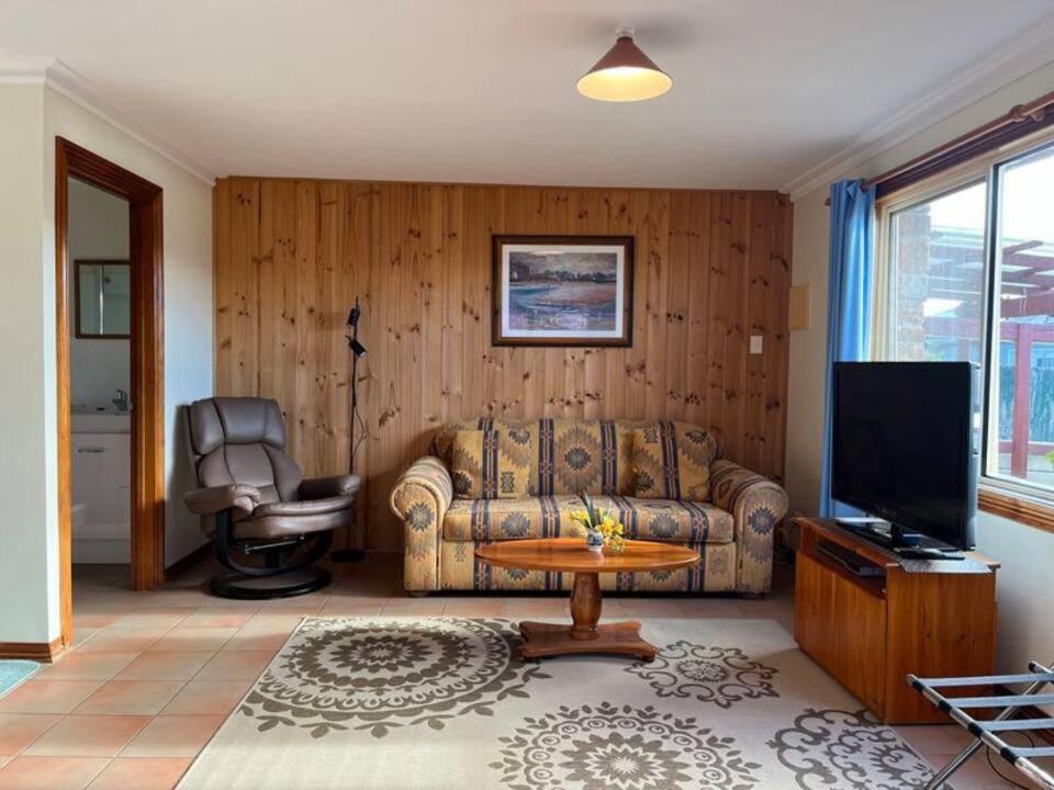 The Cottage - Tidelines Of Бичено Экстерьер фото