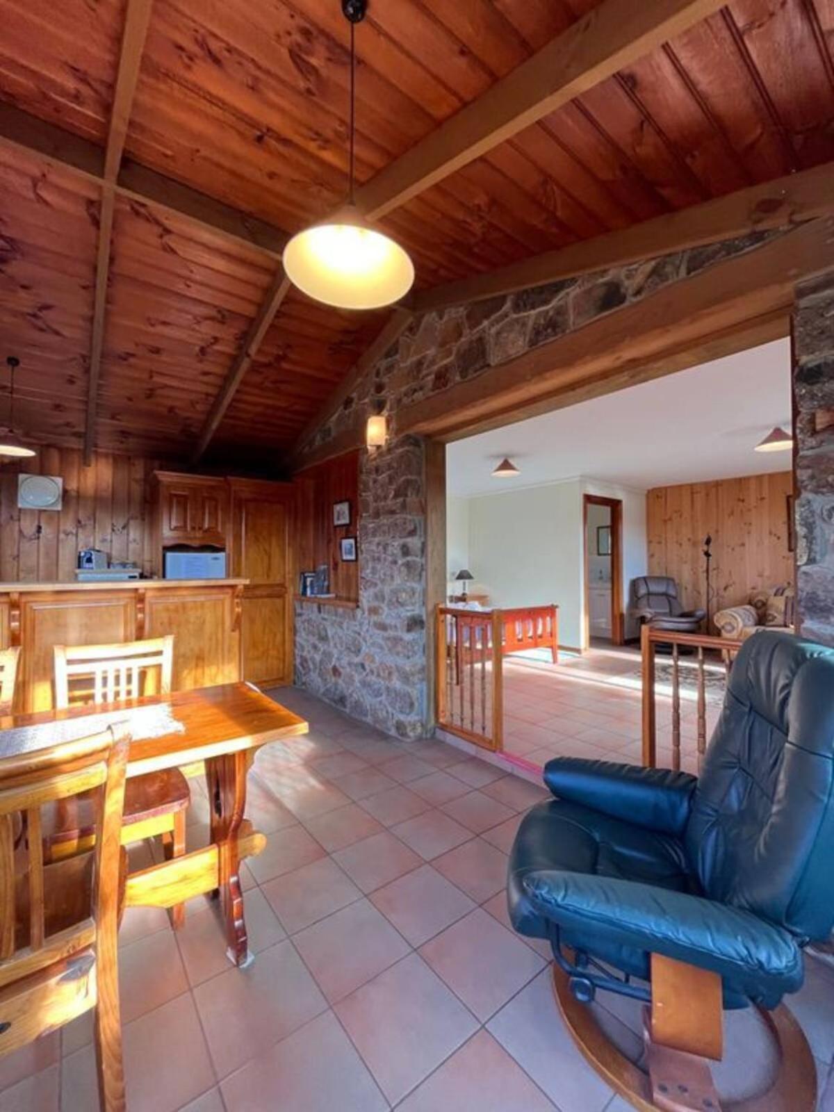 The Cottage - Tidelines Of Бичено Экстерьер фото